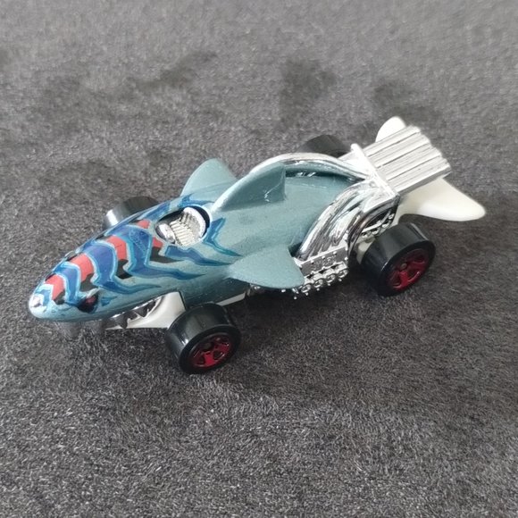 Hot Wheels Sharkcruiser Mattel - Picture 2 of 7